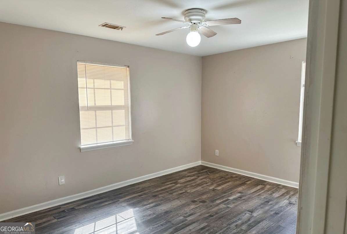 4543 Candlestick LN