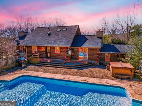 110 Rathgeb TRL Jasper GA 30143