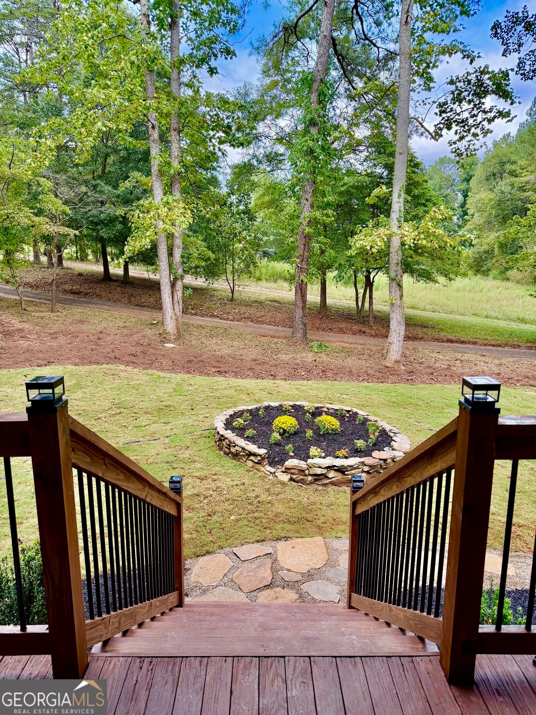 395 George Gray LN