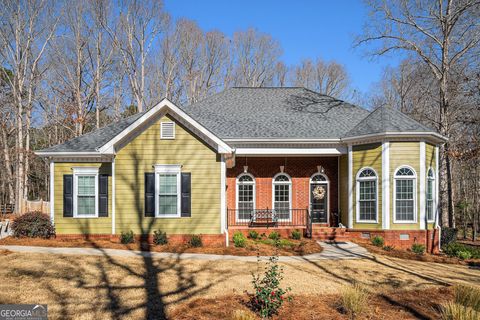 1201 Dove Creek CIR Winder GA 30680