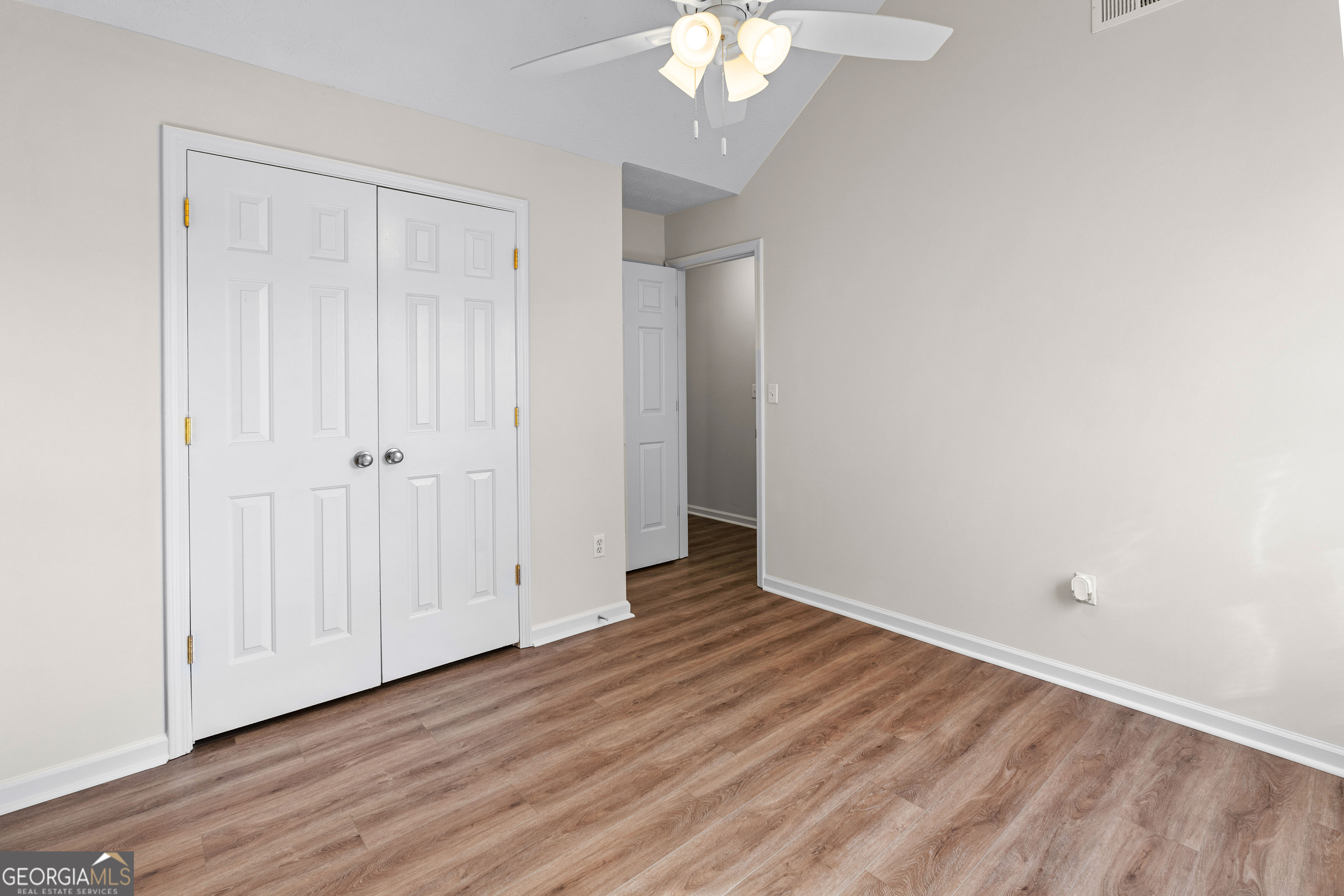 Covington, Georgia 30016, United States, 3 Bedrooms Bedrooms, ,2 BathroomsBathrooms,Residential,Pending,230381