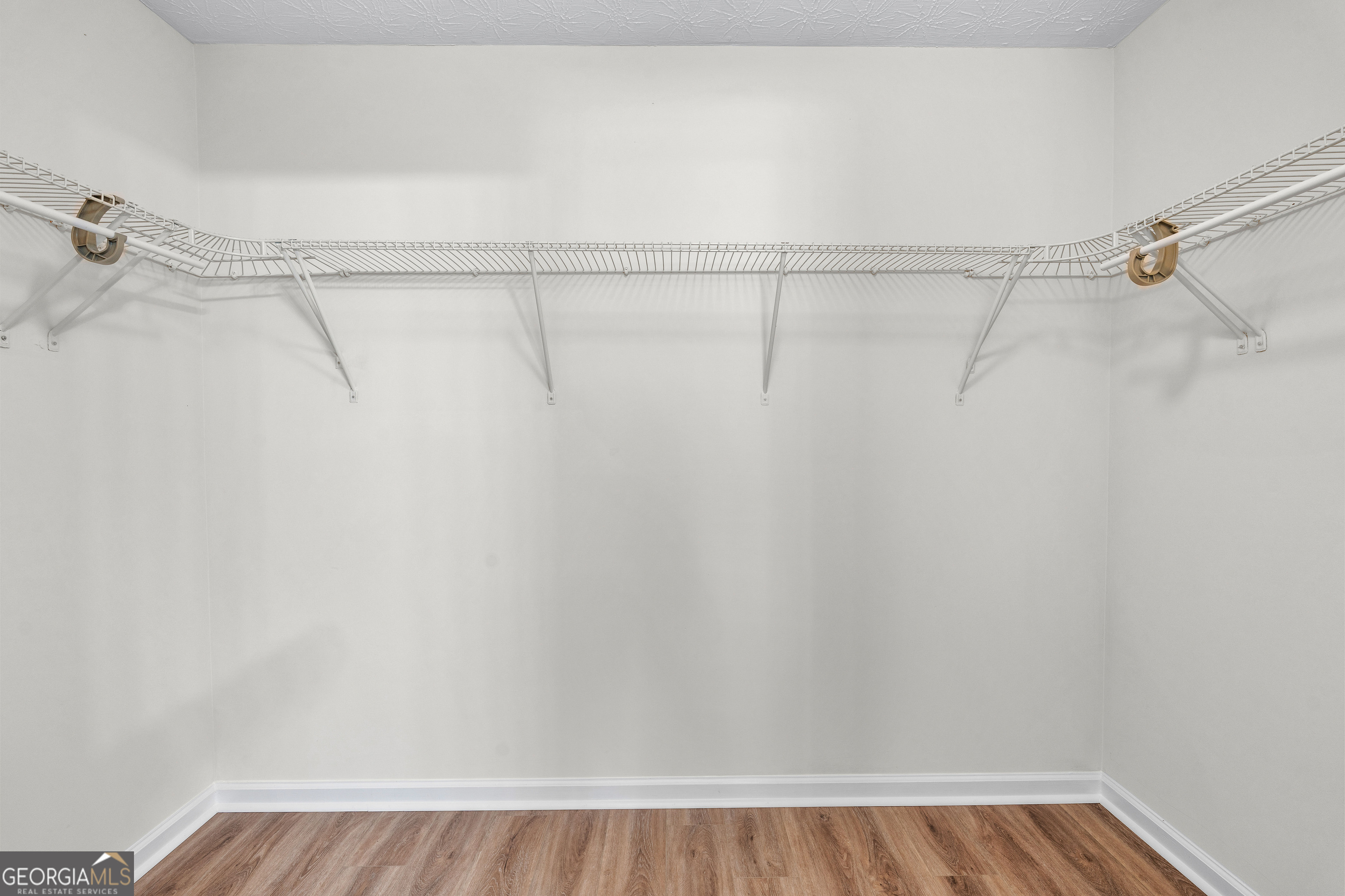 Covington, Georgia 30016, United States, 3 Bedrooms Bedrooms, ,2 BathroomsBathrooms,Residential,Pending,230381