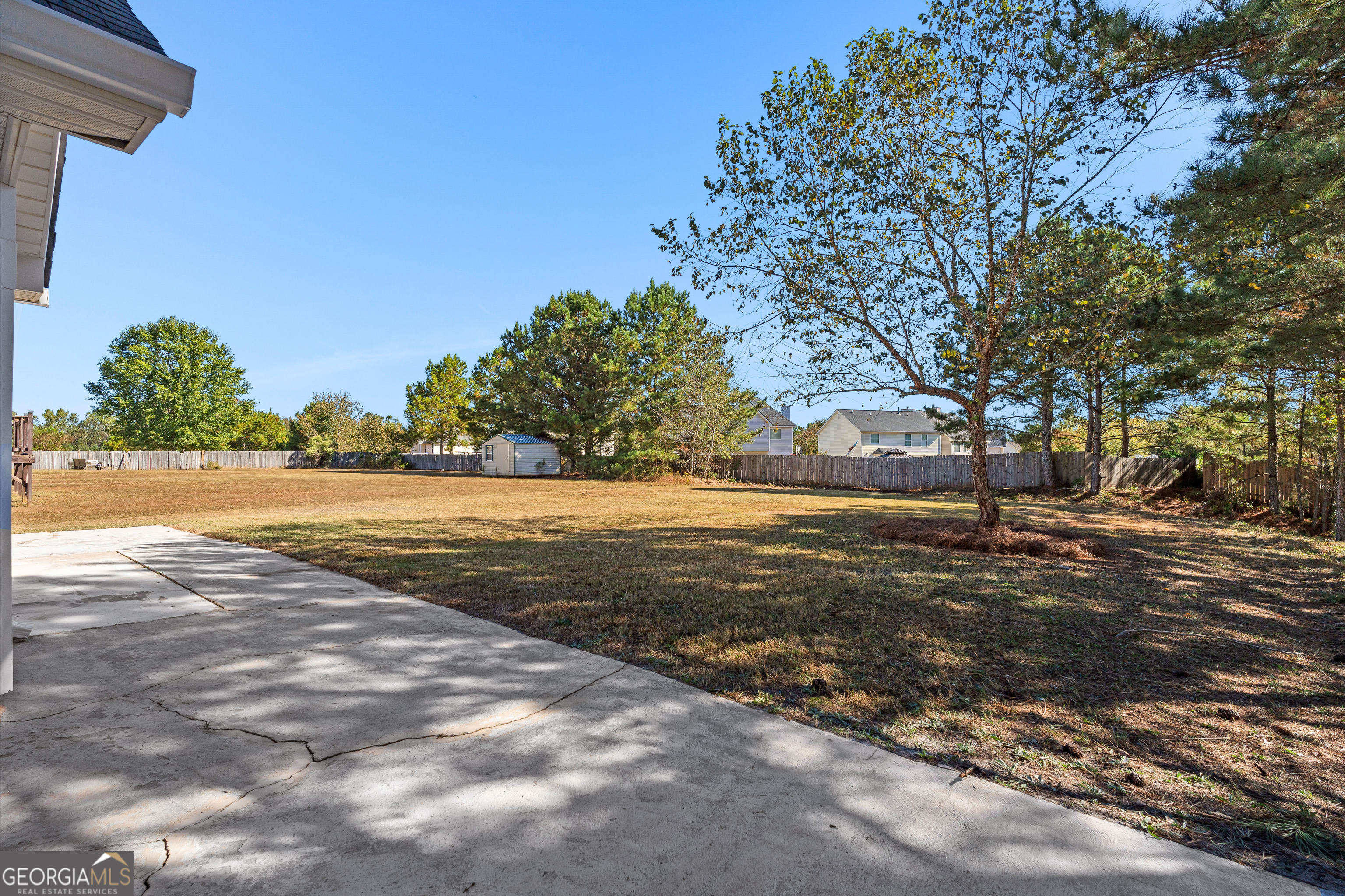 Covington, Georgia 30016, United States, 3 Bedrooms Bedrooms, ,2 BathroomsBathrooms,Residential,Pending,230381