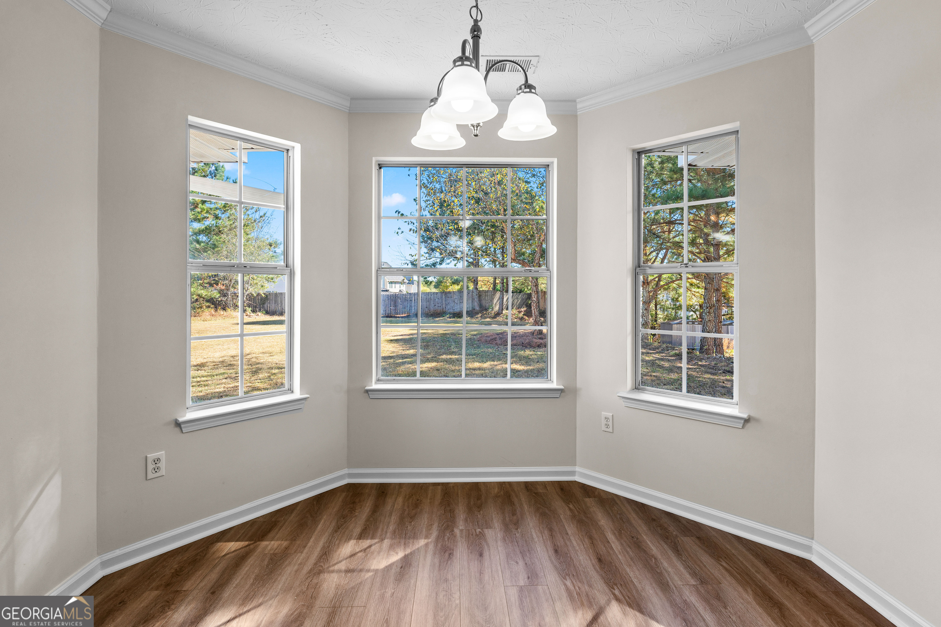 Covington, Georgia 30016, United States, 3 Bedrooms Bedrooms, ,2 BathroomsBathrooms,Residential,Pending,230381