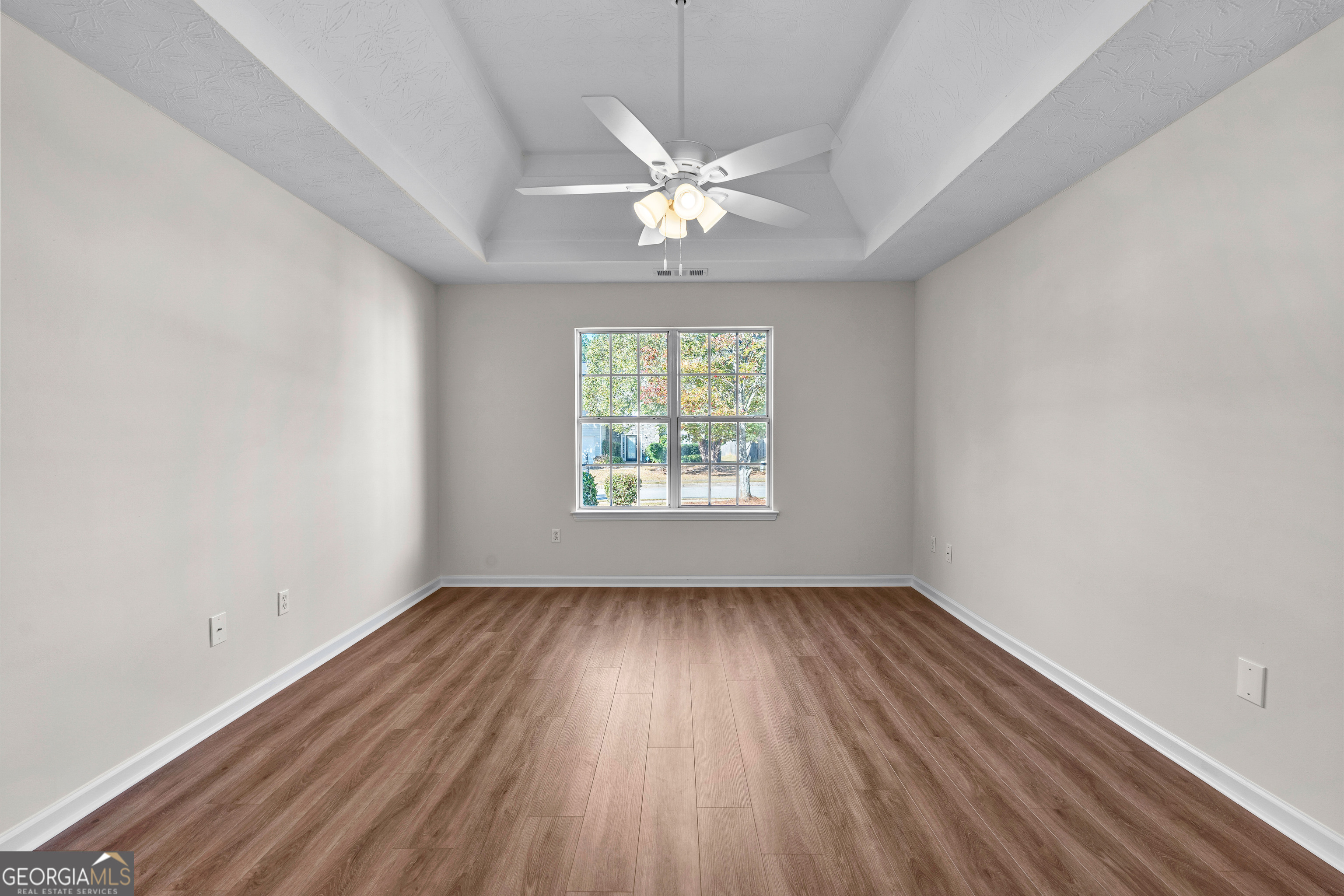 Covington, Georgia 30016, United States, 3 Bedrooms Bedrooms, ,2 BathroomsBathrooms,Residential,Pending,230381