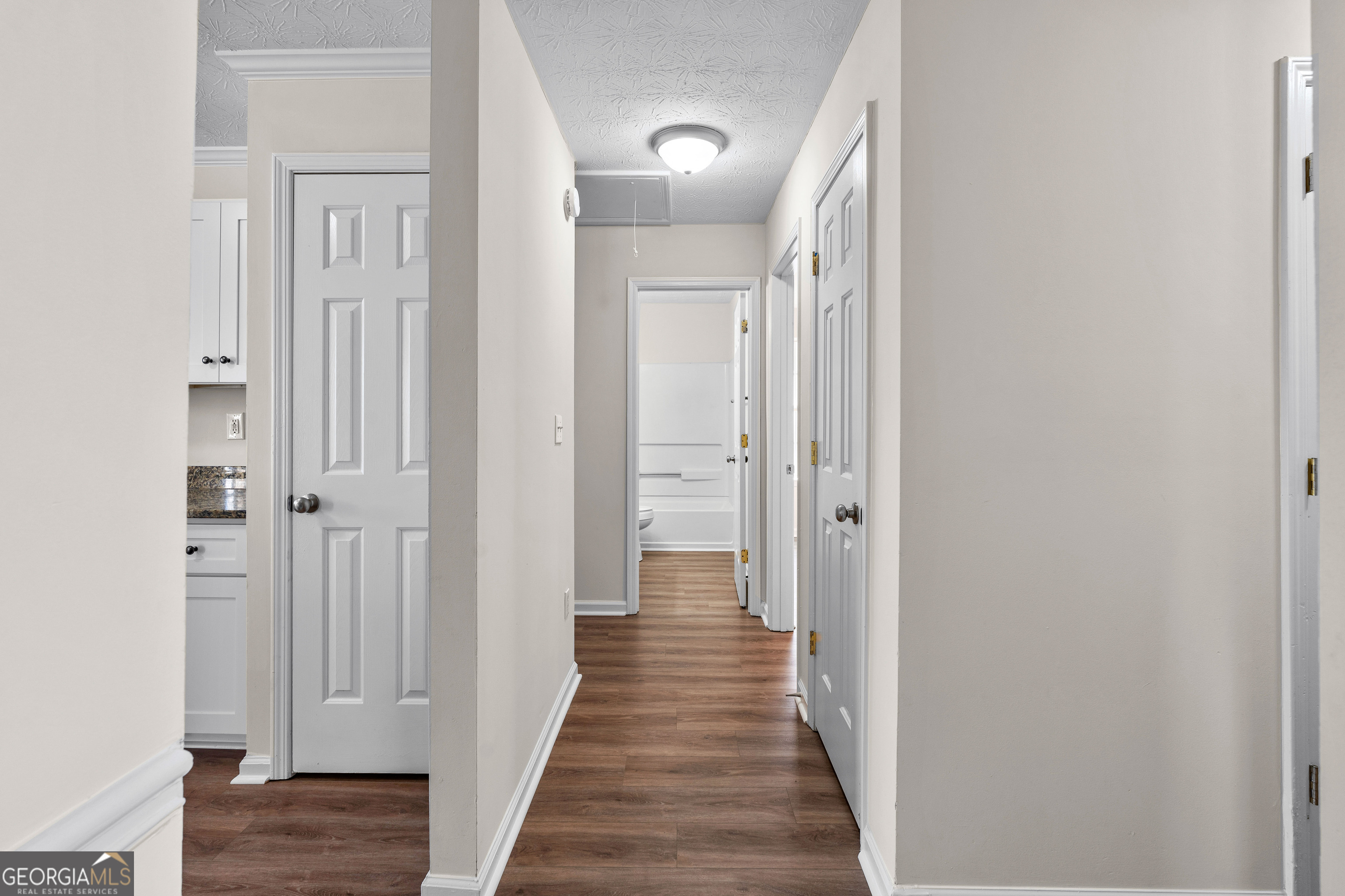 Covington, Georgia 30016, United States, 3 Bedrooms Bedrooms, ,2 BathroomsBathrooms,Residential,Pending,230381