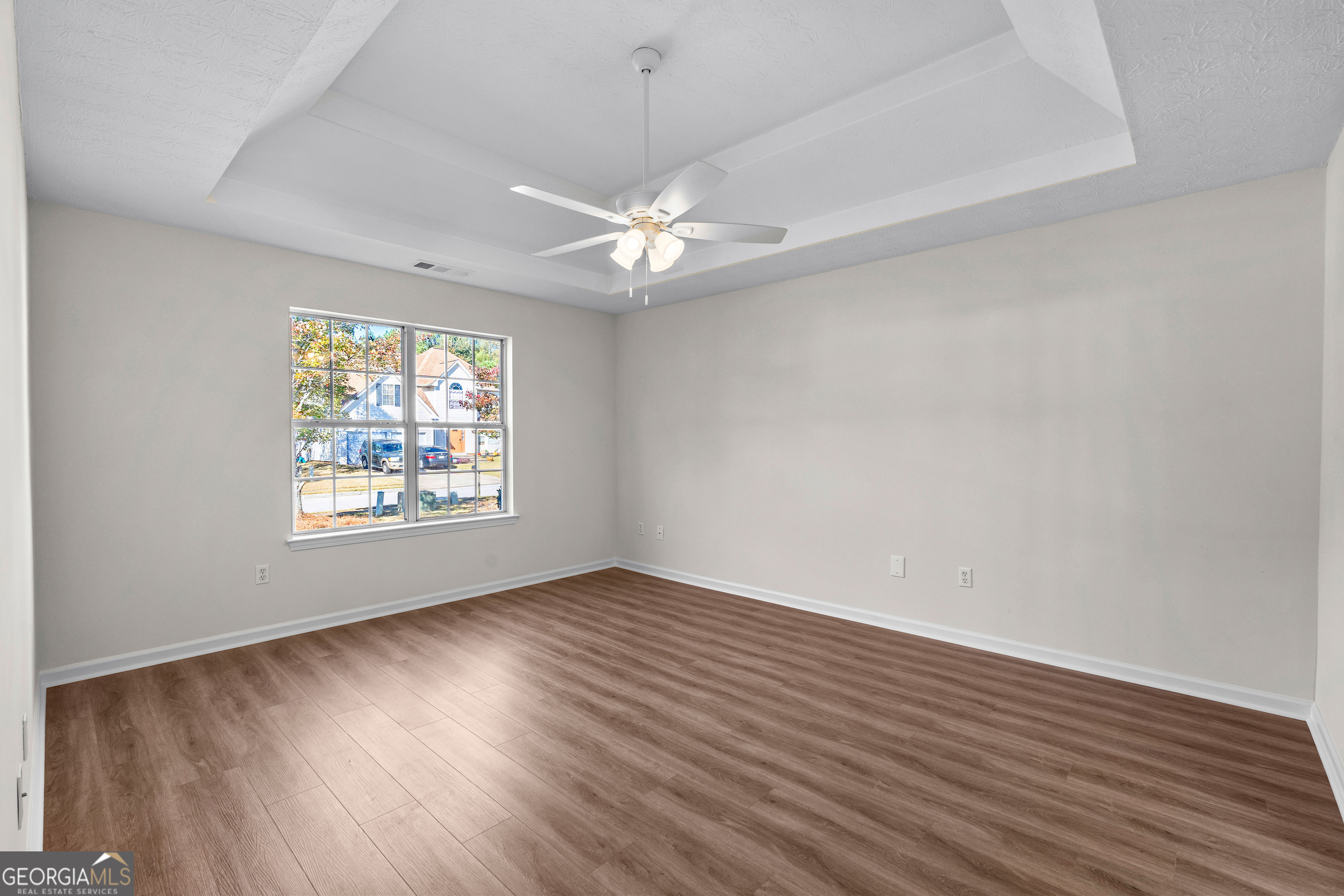 Covington, Georgia 30016, United States, 3 Bedrooms Bedrooms, ,2 BathroomsBathrooms,Residential,Pending,230381