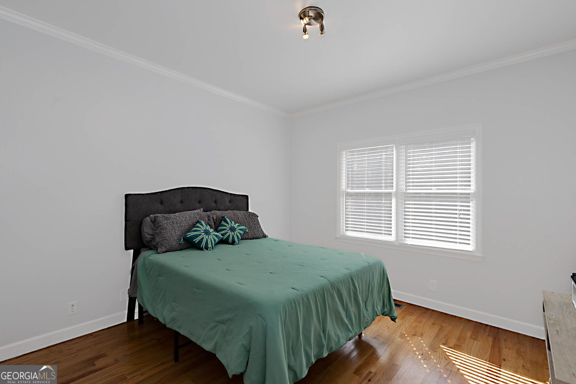 Kennesaw Acres - Residential