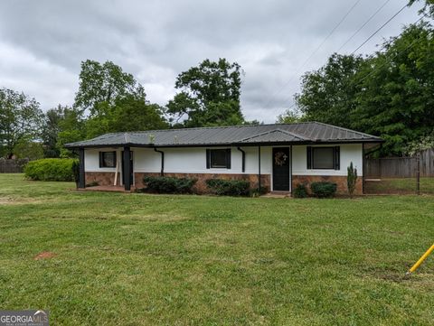 Single Family Residence in Barnesville GA 508 Highway 18.jpg