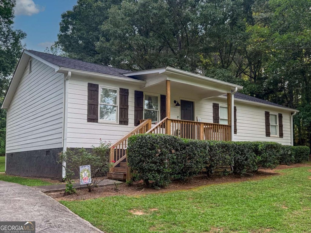 Photo of 5240 Emmett Still Road, Loganville, GA 30052 (MLS # 10815791)