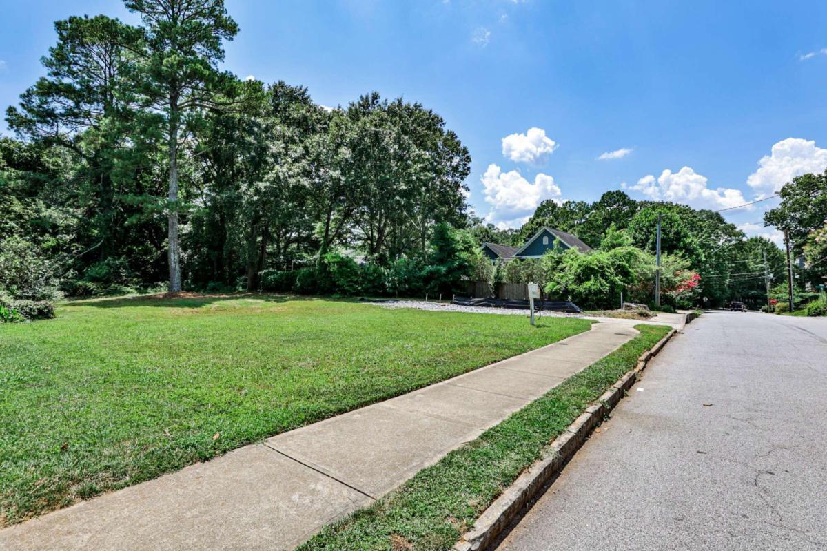 217 Forkner DR