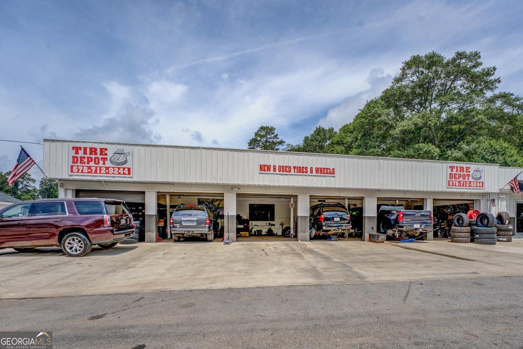 Photo of 6166 Washington Street SW, Covington, GA 30014 (MLS # 10777527)