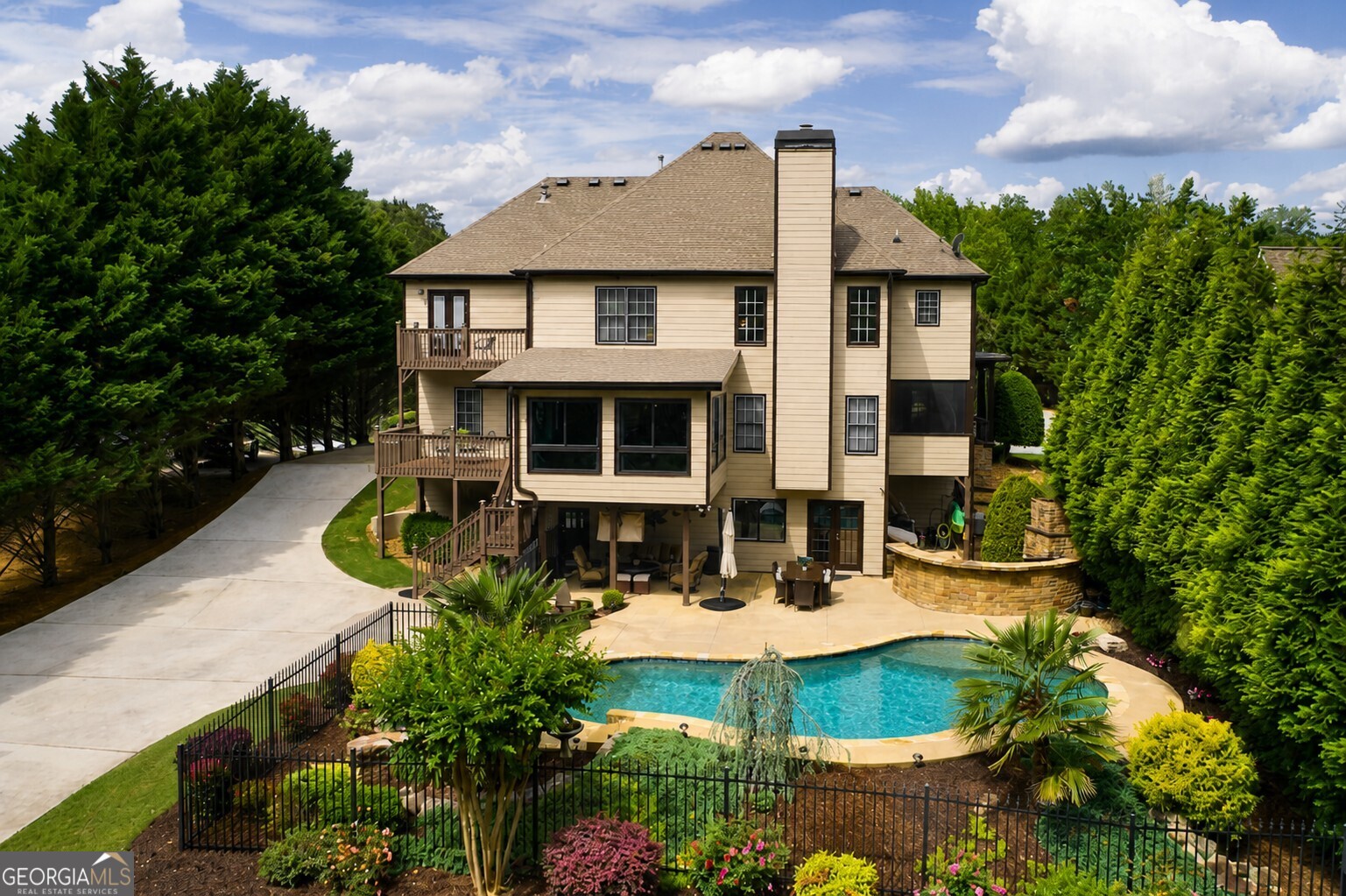 1483 Uncle Ben DR