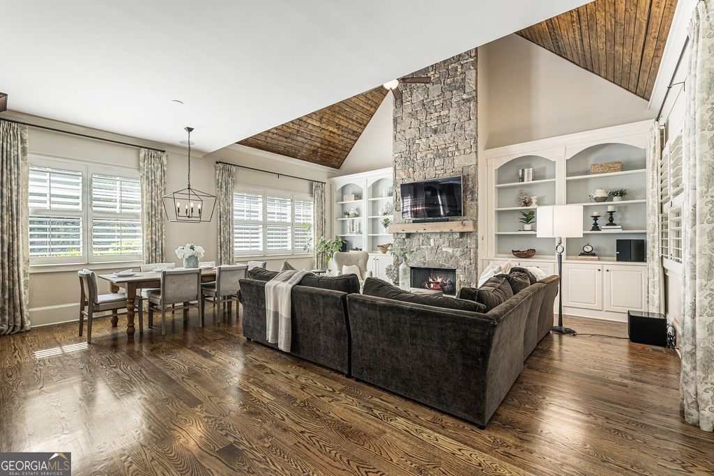 Photo of 157 Lake Forrest Lane Ln NE, Atlanta, GA 30342 (MLS # 10672199)