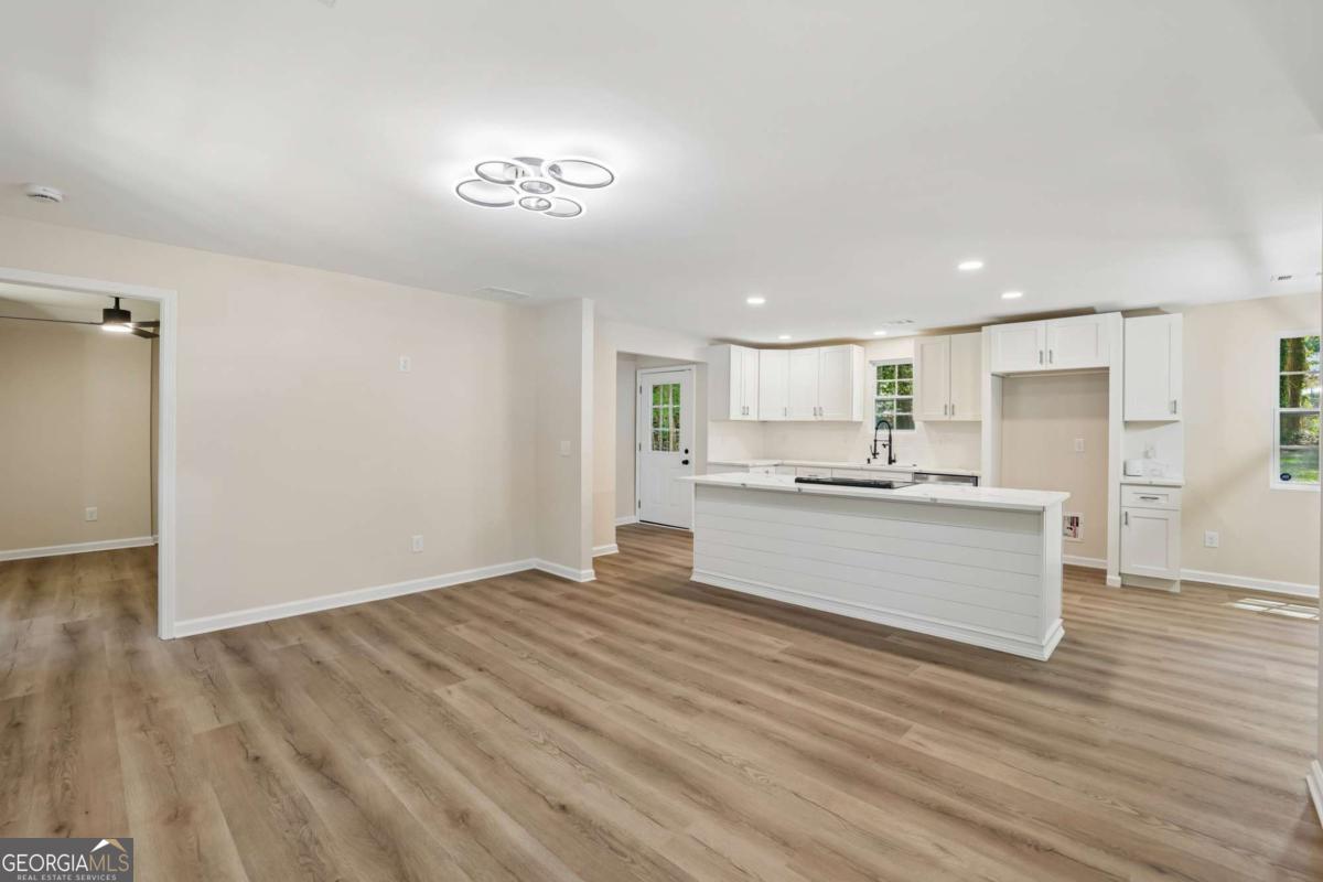 1970 Oana ST SW