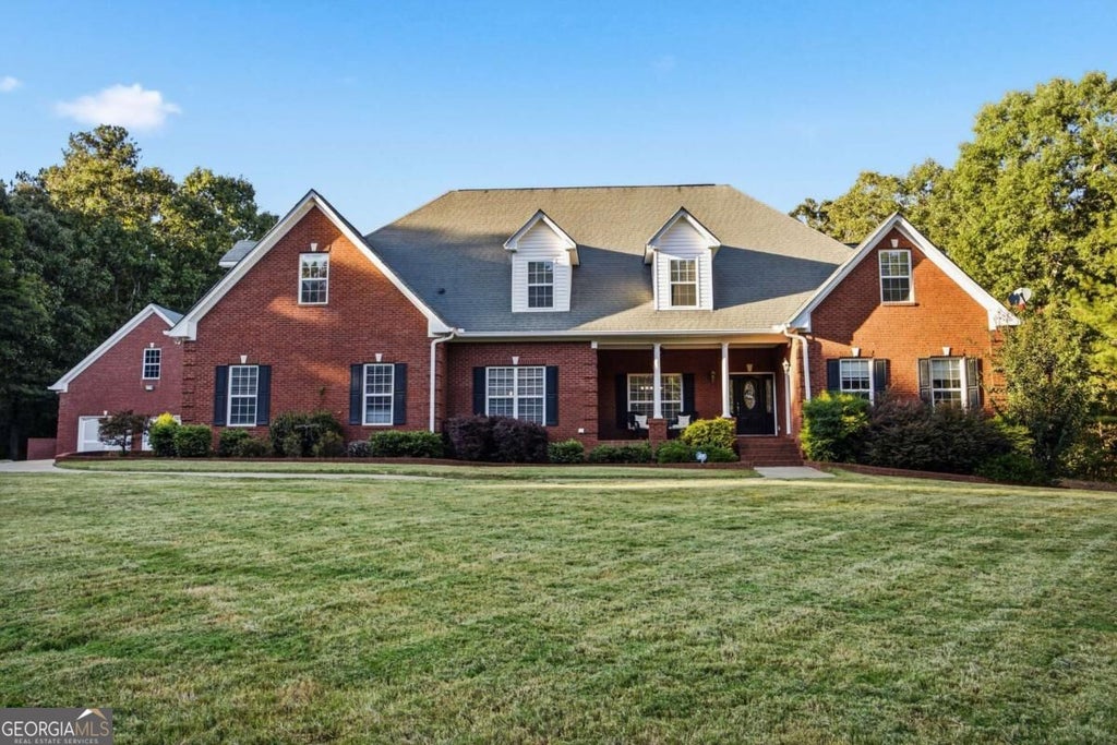 Photo of 312 Fields Road, Mcdonough, GA 30253 (MLS # 10857270)