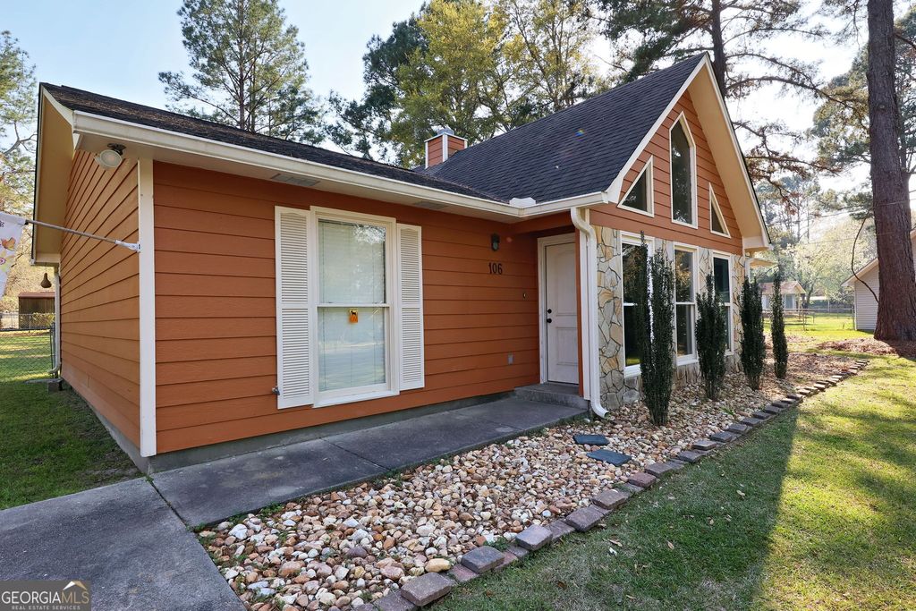 Photo of 106 Ayries Drive, Thomasville, GA 31792 (MLS # 10716151)