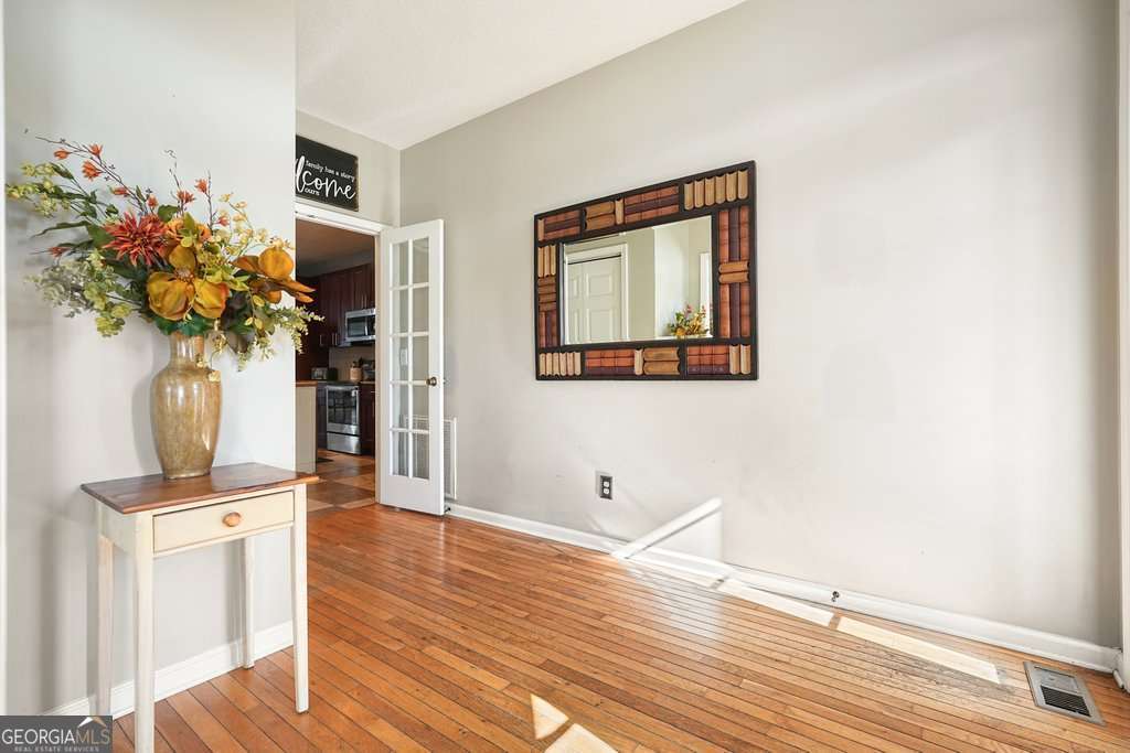 321 Hardwood Ridge LN