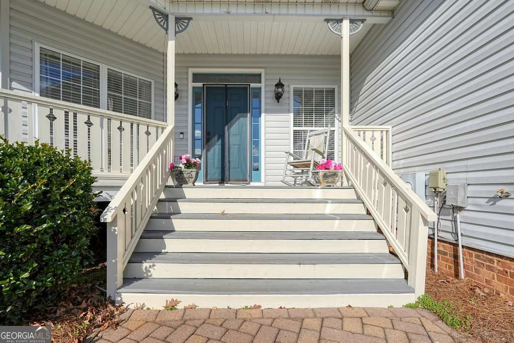 321 Hardwood Ridge LN