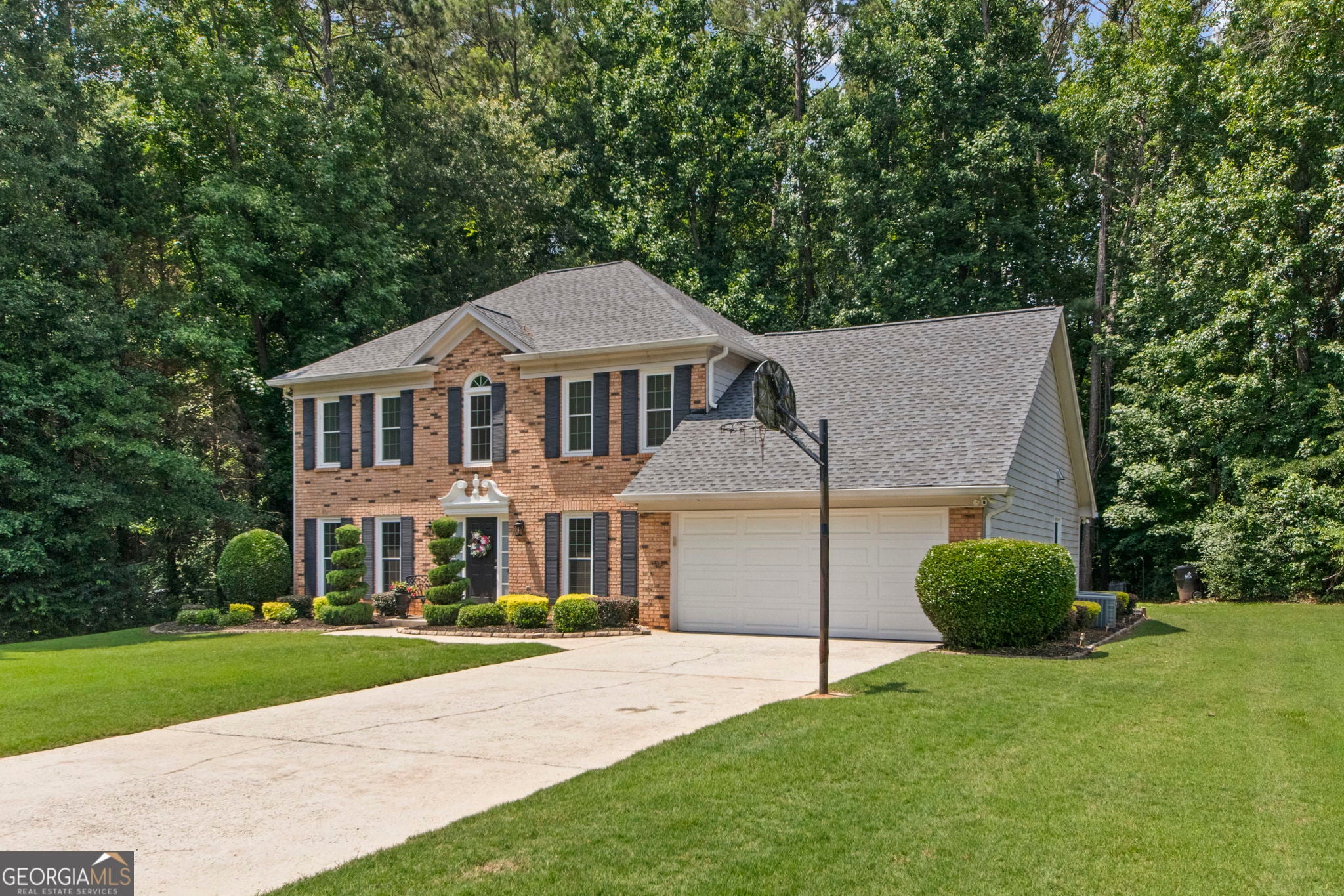 8409 Waverly DR