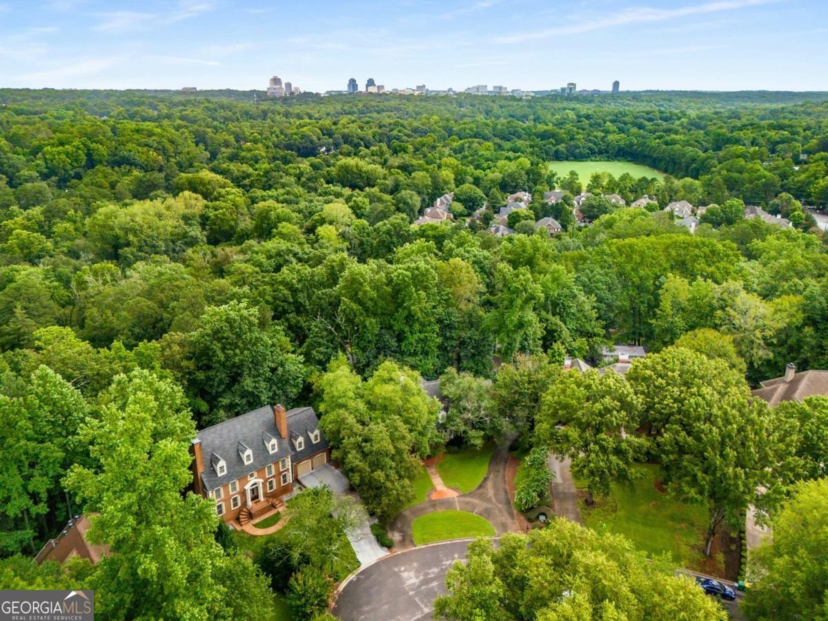 345 W Berwicke CMN NE