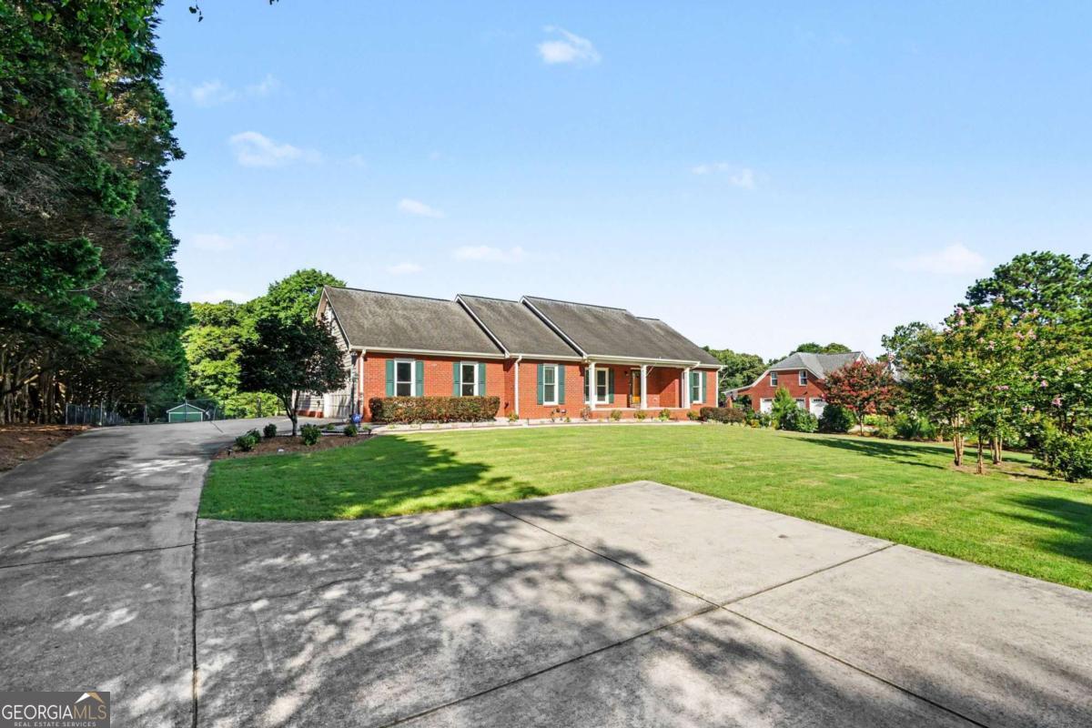 2822 Green RD