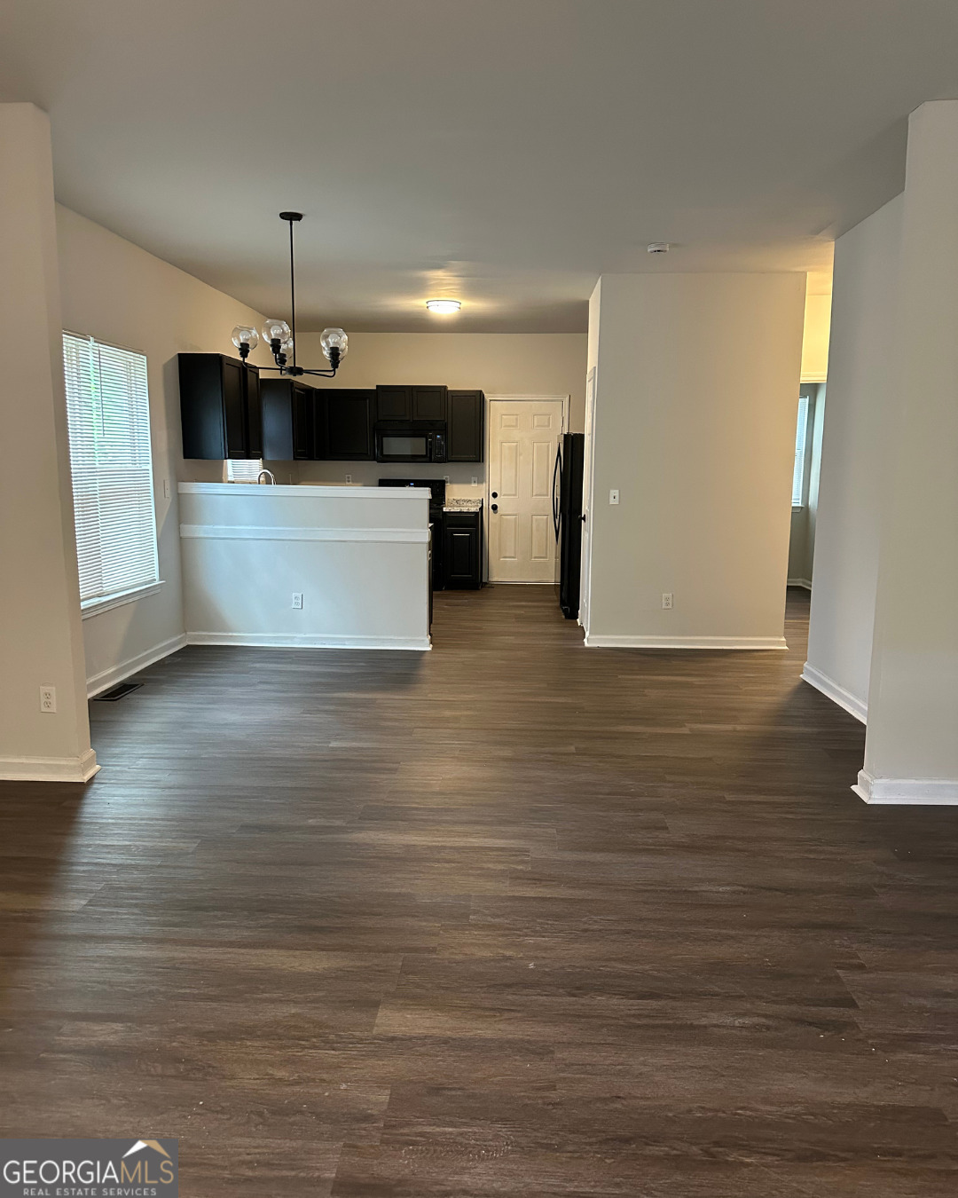 Stunning 6-Bedroom Home in Atlanta, GA - Perfect for Families and Students!** Welcome to your new home in the vibrant heart of Atlanta! This spacious and beautifully refreshed 6-bedroom, 3-bathroom property is now ready for its next residents, with fresh paint and a welcoming atmosphere. Whether you're a group of students looking for a budget-friendly option or a family seeking a private retreat, this home has everything you need. **Property Overview:** - **Bedrooms**: 6 (1 Master Suite, 2 additional ground-floor bedrooms, 3 oversized bedrooms on the second floor) - **Bathrooms**: 3 (ensuite in master, 1 full bath on each level) - **Location**: Just minutes away from major universities including those in the AUC, ideal for students - **Available for Immediate Move-In** **Key Features:** - **Ground Floor**: - 1 luxurious master bedroom with a private en suite bathroom, perfect for added comfort and privacy. - 2 additional cozy bedrooms serviced by a full bathroom, offering convenience and accessibility. - **Second Floor**: - 3 oversized bedrooms that provide ample living space, great for individuality and personal style. - A full bathroom to cater to the needs of the upper-level residents. **Leasing Options:** - **Individual Room Rentals**: Each of the five non-master bedrooms can be leased for $1,000/month, with the master bedroom available for $1,200/month. - **Whole House Rental**: Rent the entire property for an affordable $4,000/month, ideal for families or groups looking for a private and cohesive living experience. -Split level rental: $2000 rent three rooms for one family while another family rents the additional 3 room for $2000 **Ideal for Students**: With proximity to universities, this home suits college students in the AUC and surrounding campuses, providing an economical living arrangement just minutes from classes, libraries, and campus activities. **Ideal for Low Income families** ALL TENANTS WILL BE SCREENED TO ENSURE IT IS A PROPER/SAFE FIT FOR ALL PARTIES. **Ready to Make It Your Own?** Don't miss out on this fantastic opportunity to secure a beautiful home in Atlanta! Schedule a tour today to experience the charm and spaciousness of this property. **Contact Information**: For more details or to arrange a viewing, please reach out to Keesha Anderson at 678-502-6743 info@keeshakaylreerealty.com. We can't wait to help you find your new home!