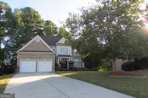 2552 Wolf Den LN Atlanta GA 30349