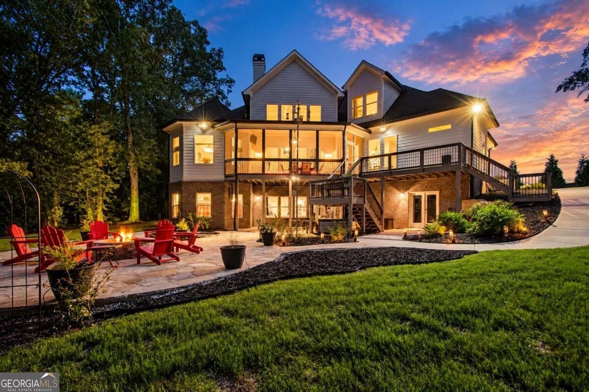 5392 Retreat DR