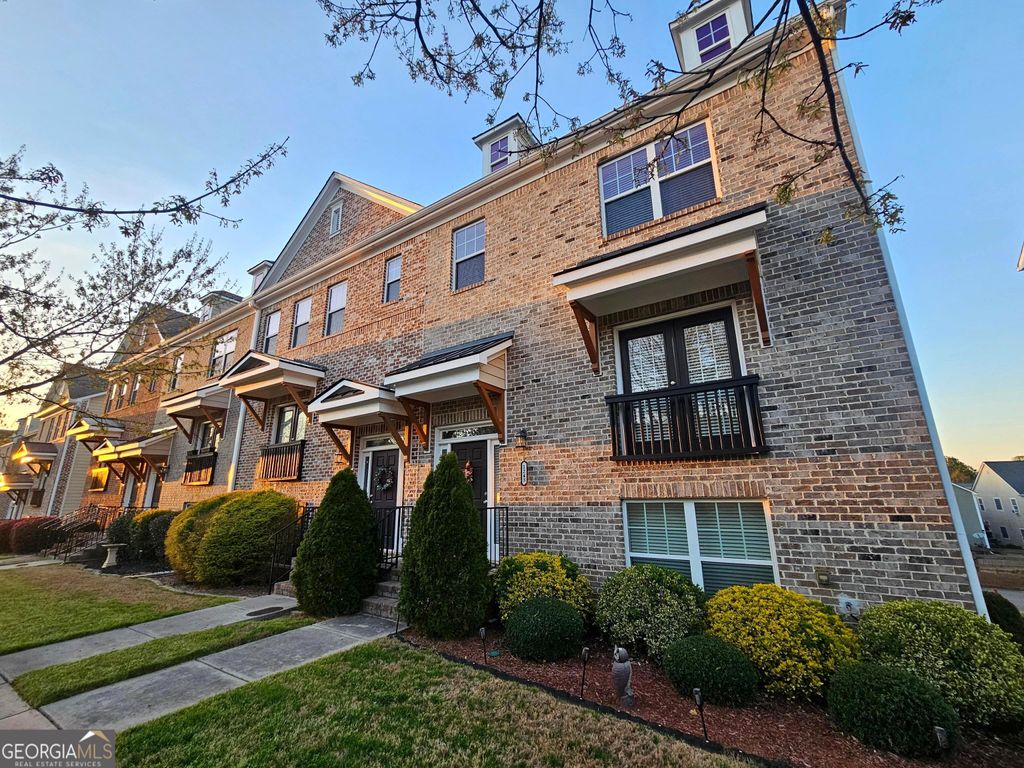 Photo of 1243 Park Pass Way, Suwanee, GA 30024 (MLS # 10710867)