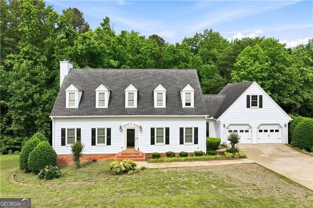 Photo of 3608 Maple Forge Lane, Gainesville, GA 30504 (MLS # 10771882)