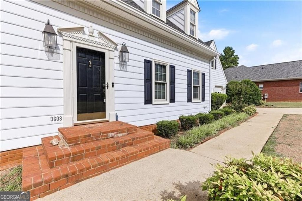 Photo of 3608 Maple Forge Lane, Gainesville, GA 30504 (MLS # 10771882)