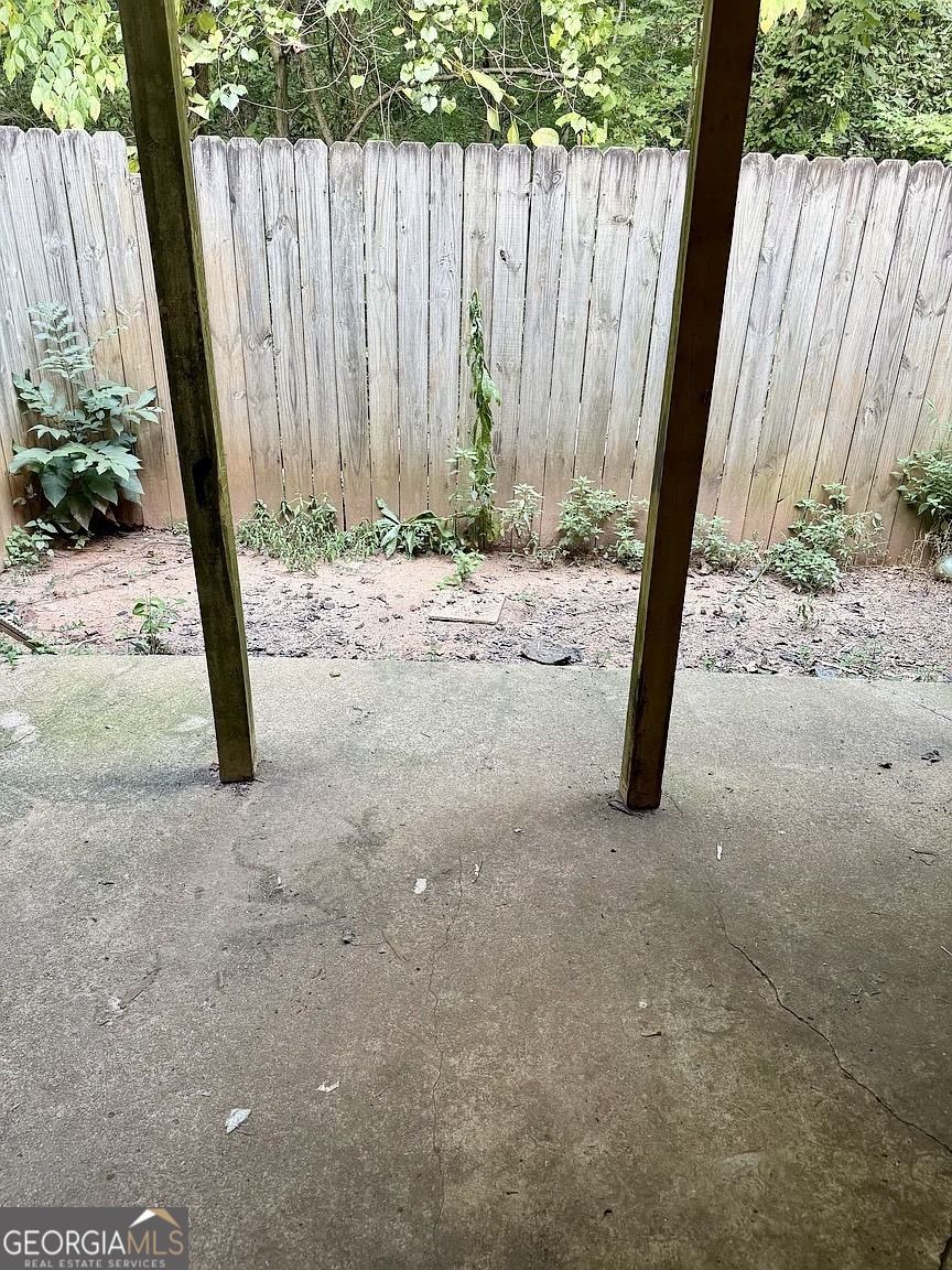 Snapfinger Golfview Townhomes - Residential Lease