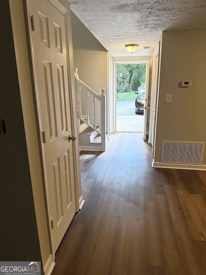 Snapfinger Golfview Townhomes - Residential Lease