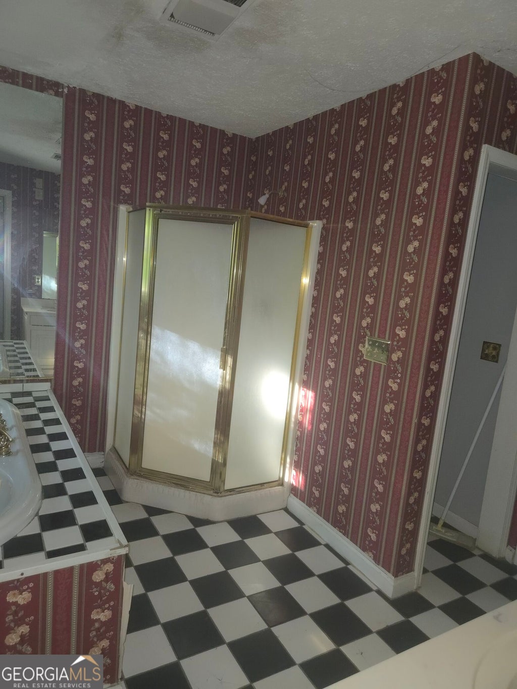 Photo of 35 Fussen Strasse, Helen, GA 30545 (MLS # 10832848)