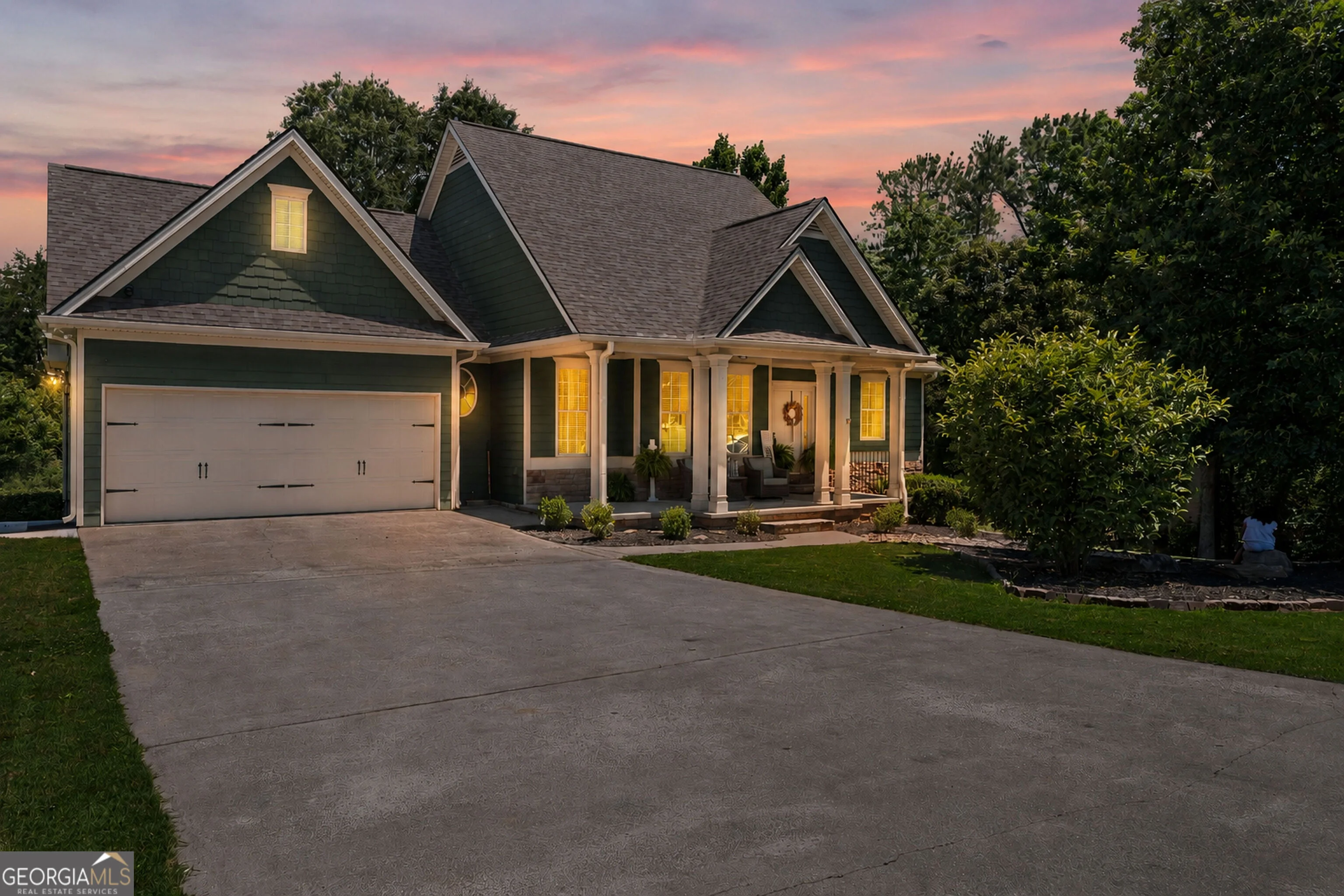 130 Riverboat Drive SW