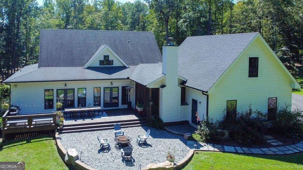 889 Freehome RD