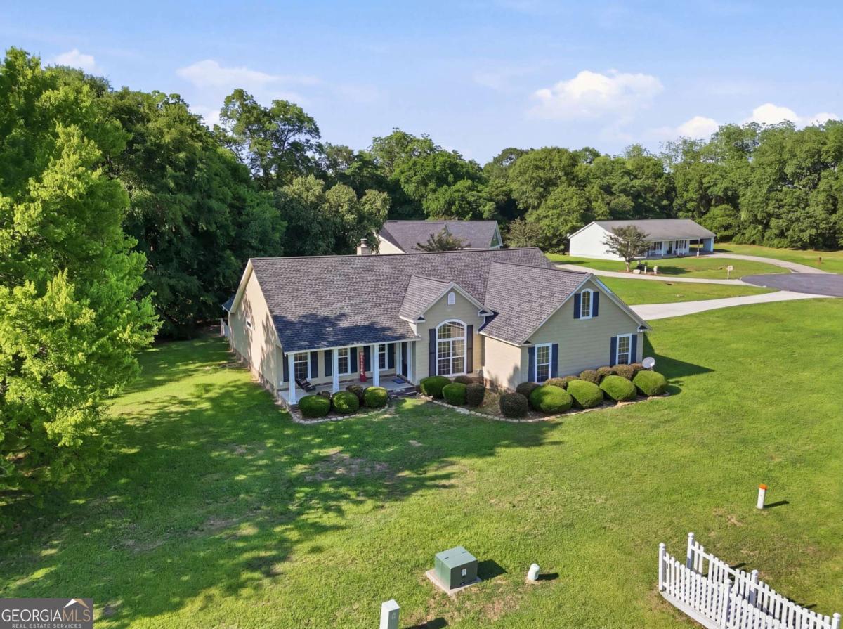 112 Manor DR