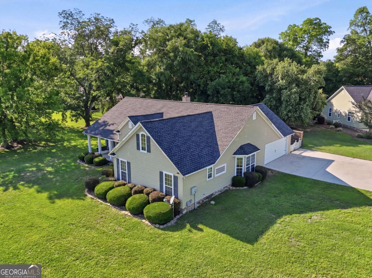 112 Manor DR