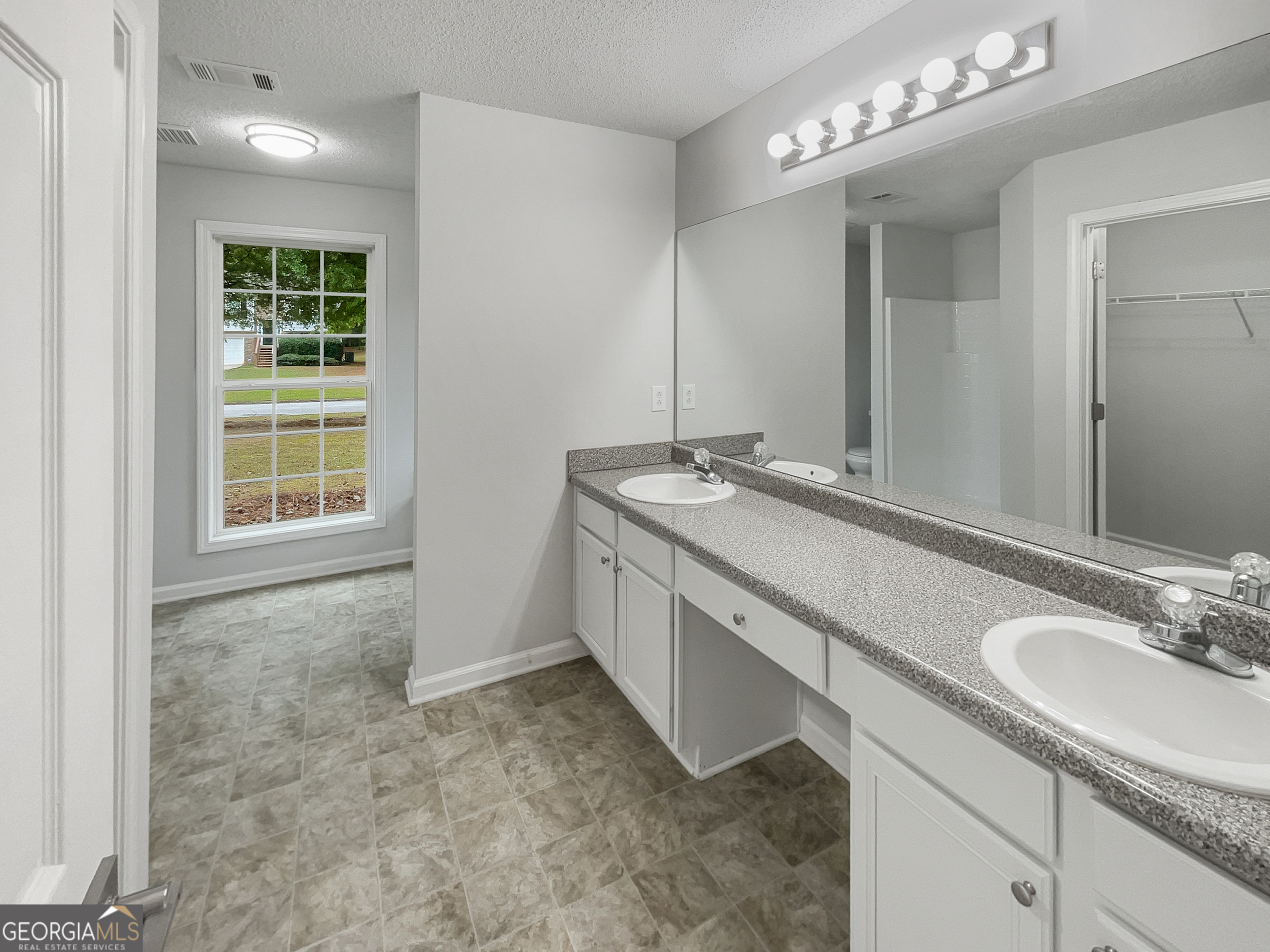 BROOKWOOD - Residential