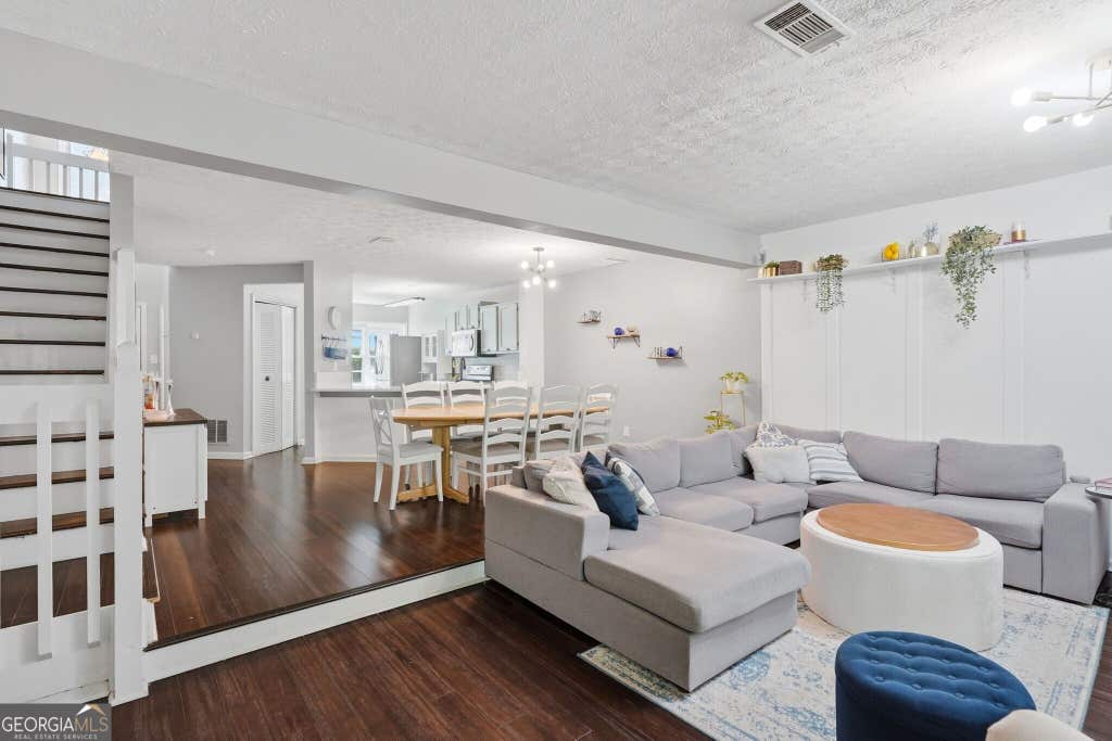 Photo of 1418 N Crossing Drive NE, Atlanta, GA 30329 (MLS # 10831034)