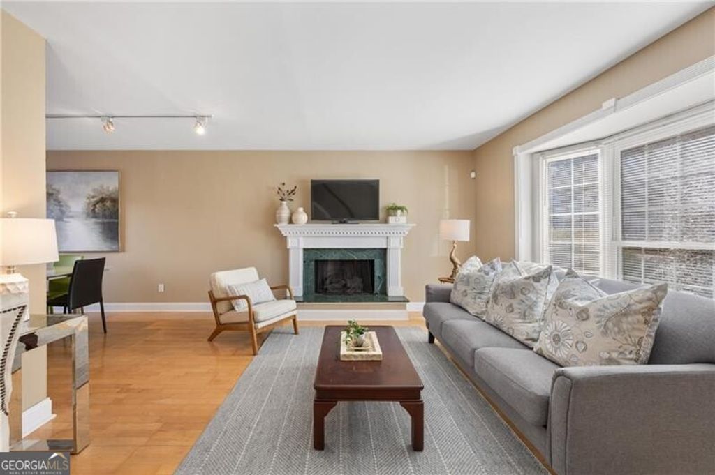 Photo of 136 Peachtree Memorial Drive NW #NJ10, Atlanta, GA 30309 (MLS # 10684839)