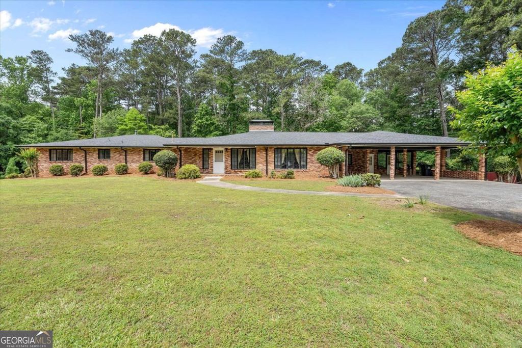 Photo of 4671 Dogwood Dr, Acworth, GA 30101 (MLS # 10761287)
