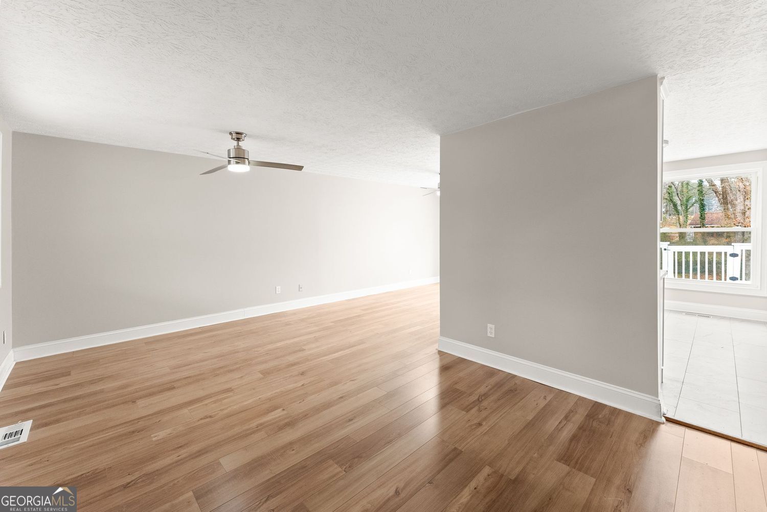 3467 Centerville LN SW