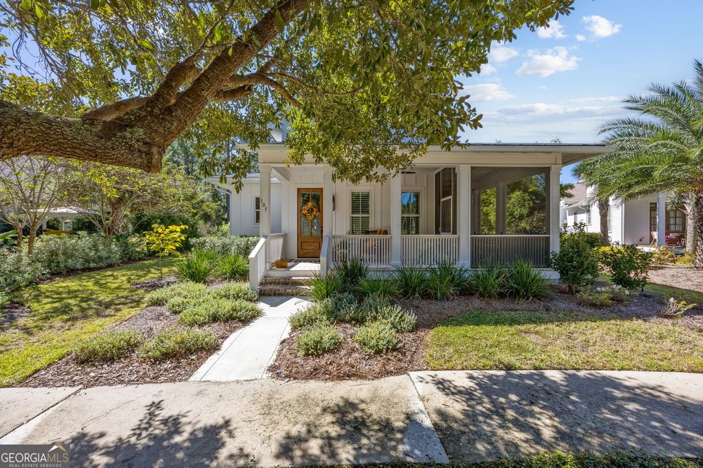 Photo of 107 Hamlet Circle, Saint Marys, GA 31558 (MLS # 10625103)