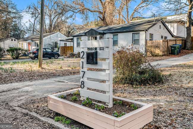 2178 Penelope ST NW