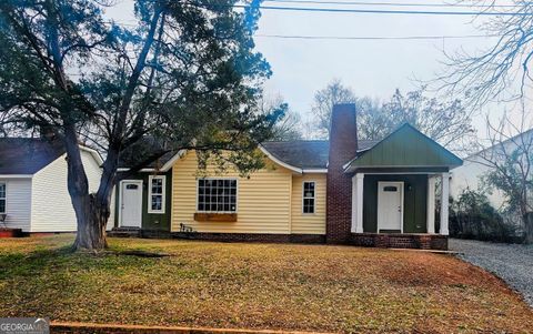 A home in Thomaston