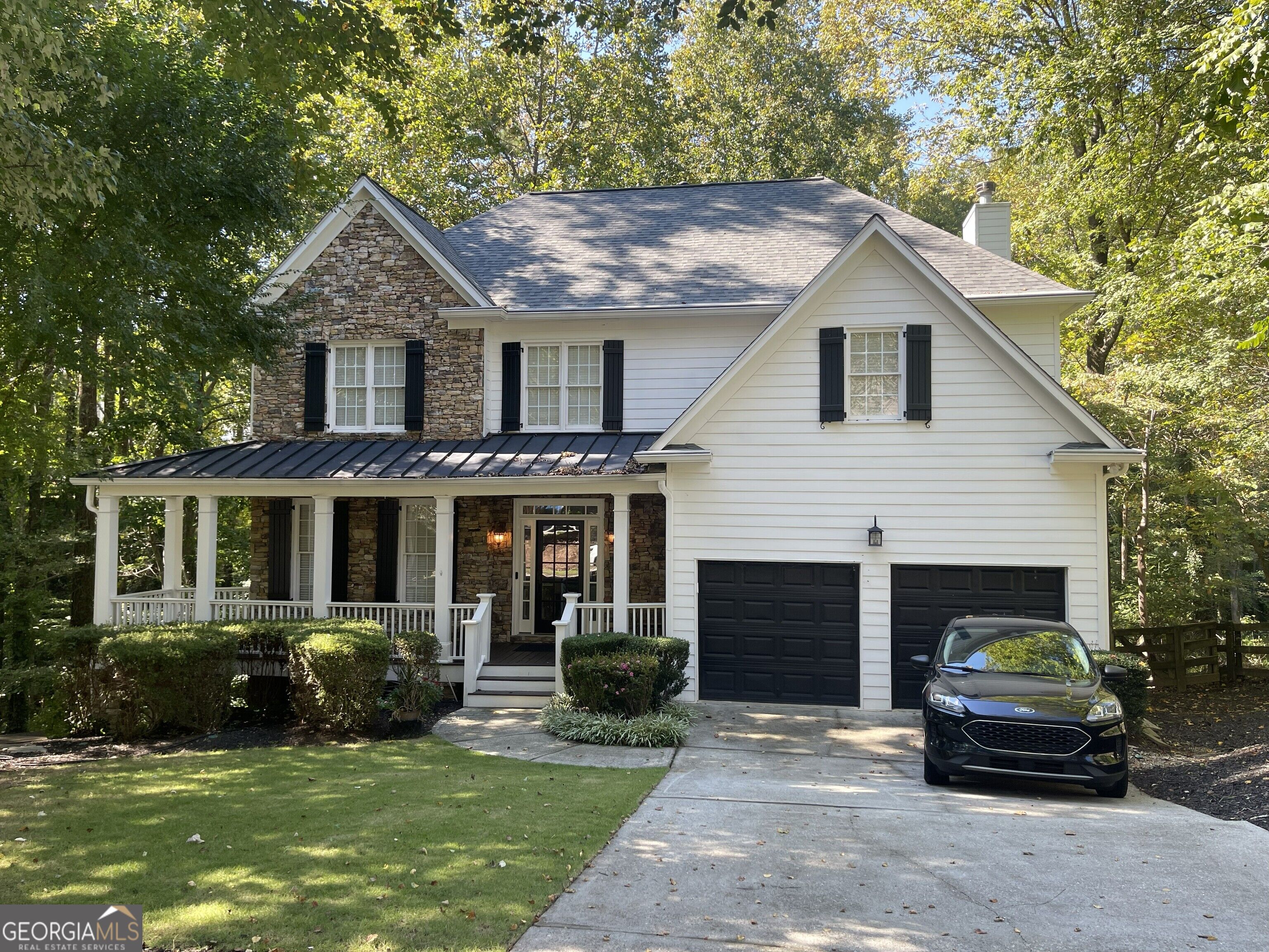 3060 Burlingame DR
