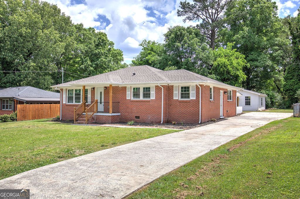 Photo of 4 Echota Circle SW, Rome, GA 30165 (MLS # 10742867)
