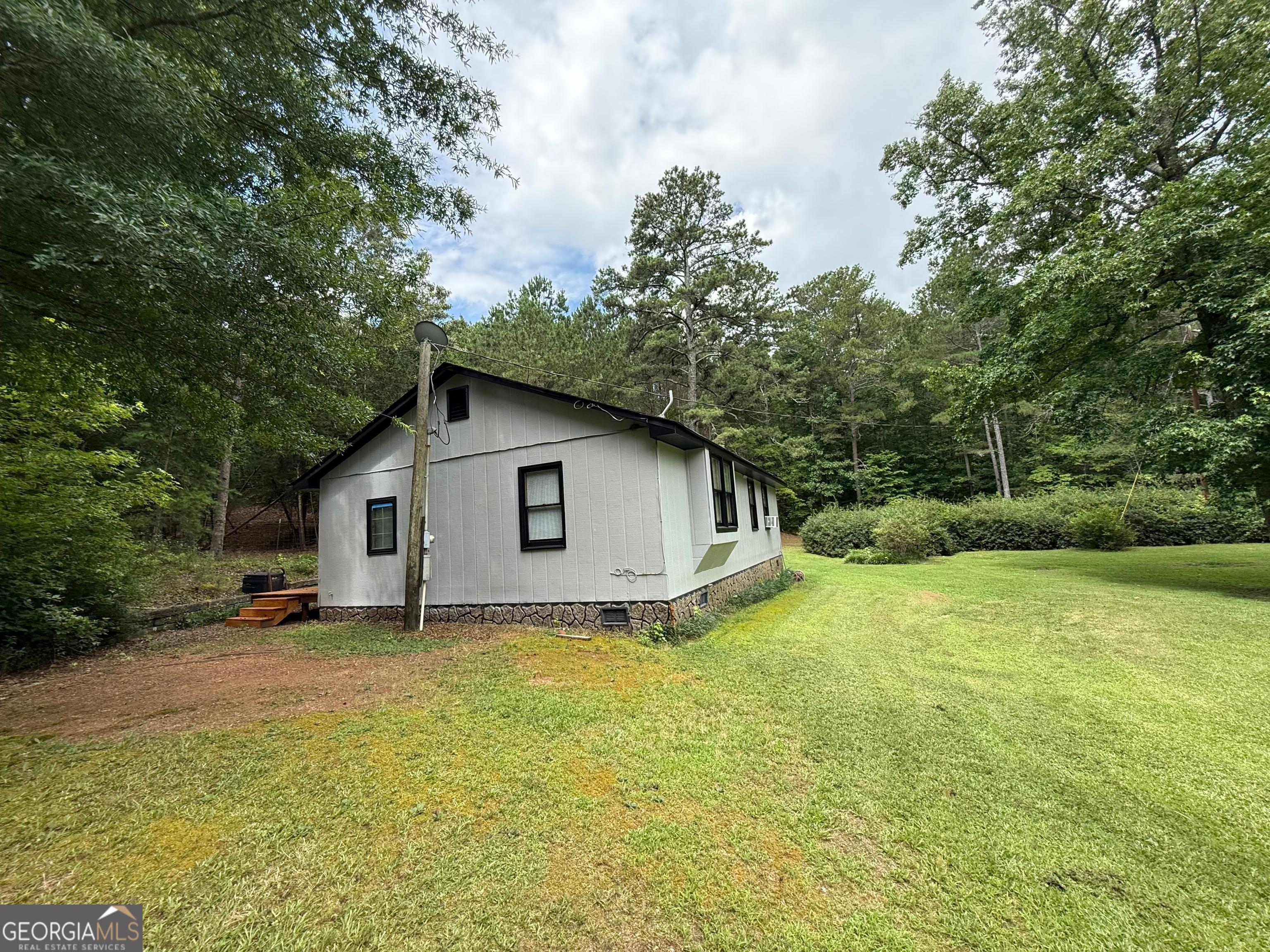 1529 Shiloh RD